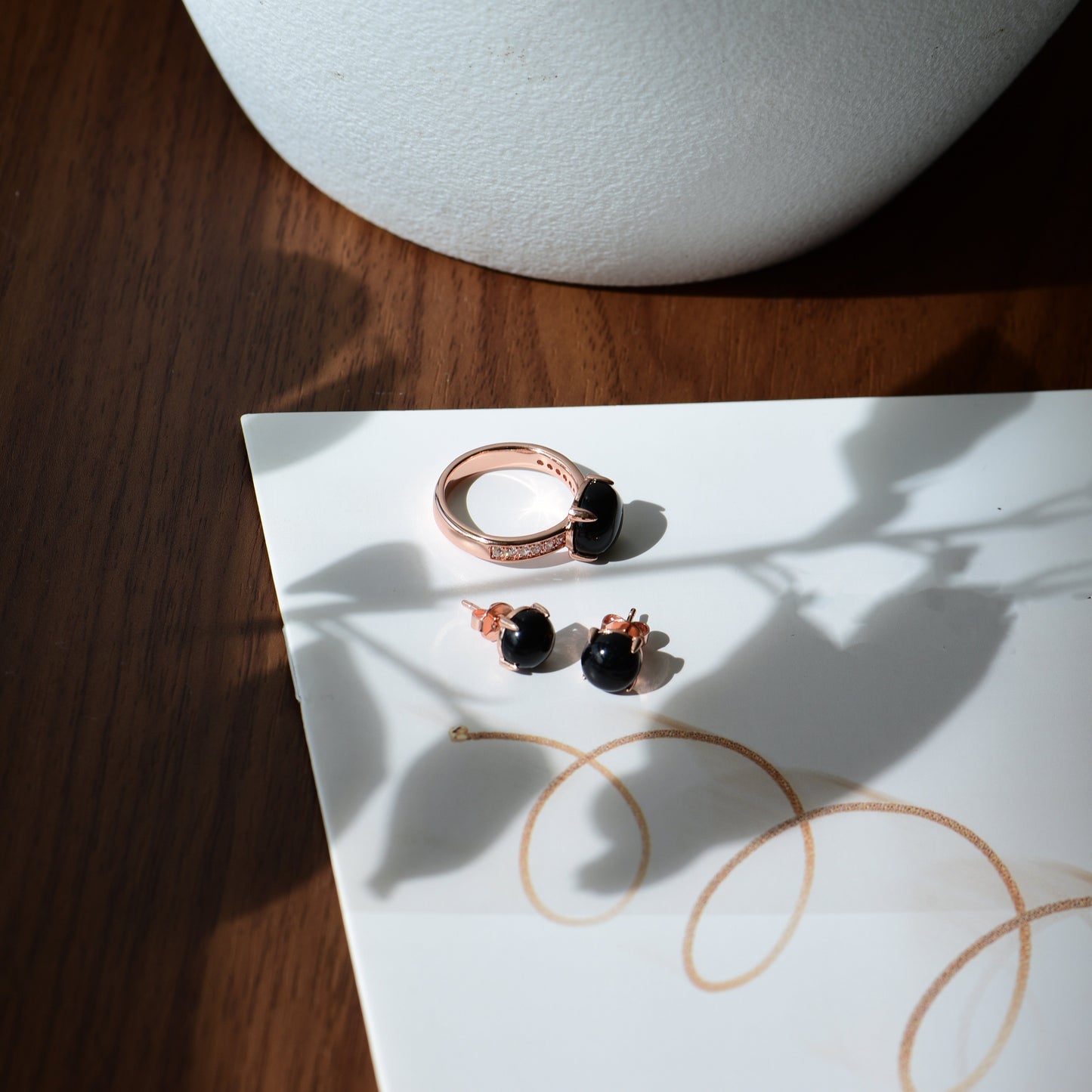 "Cateye" earrings