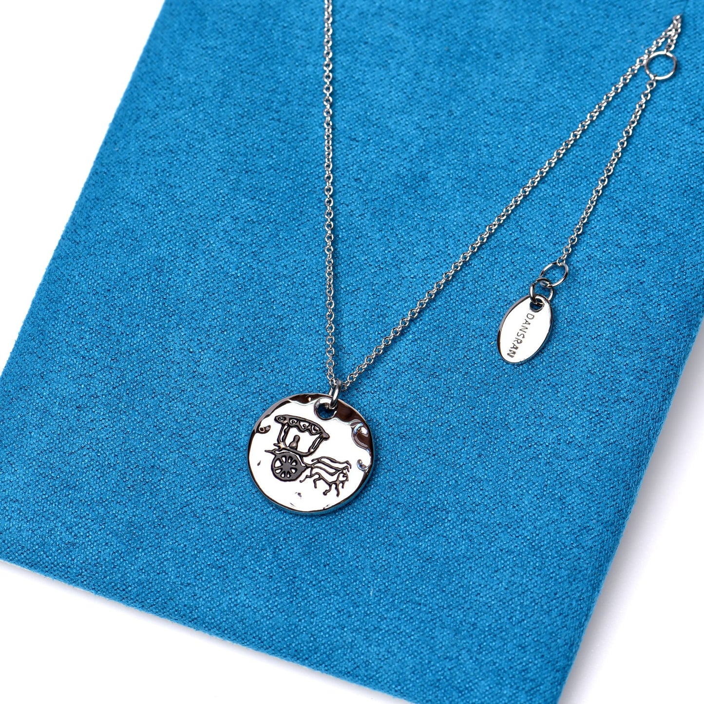 "Hunnu" necklace
