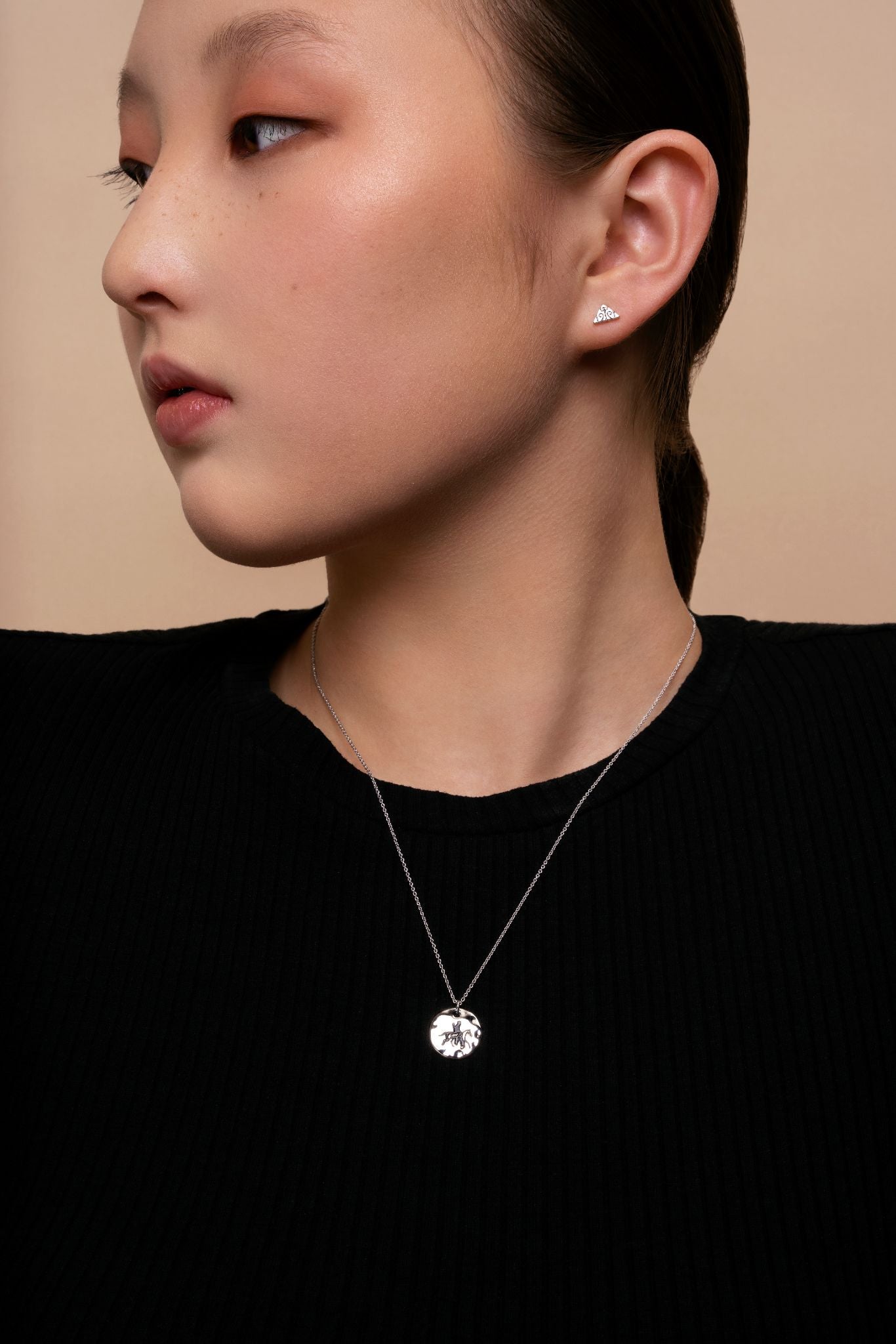 "Hunnu" necklace
