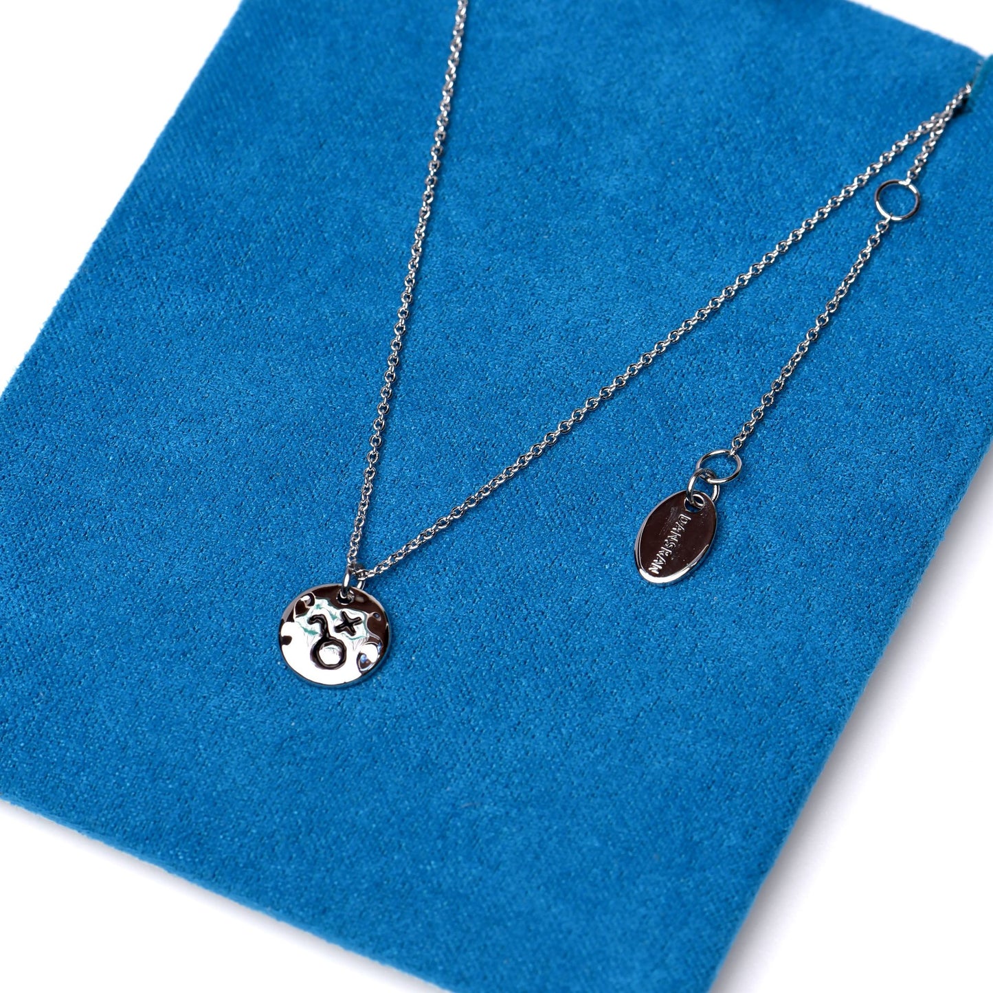 "Hunnu" necklace